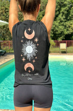 Laden Sie das Bild in den Galerie-Viewer, stay wild moon child yoga tank top shirt omlala