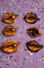 Laden Sie das Bild in den Galerie-Viewer, Vulviva | Vulva Kette