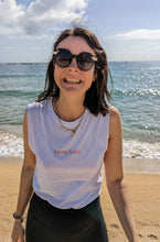 Laden Sie das Bild in den Galerie-Viewer, yoga shirt nachhaltig karma baby omlala weiß