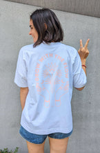Laden Sie das Bild in den Galerie-Viewer, yoga shirt omlala oversized grow with the flow weiß