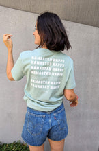 Laden Sie das Bild in den Galerie-Viewer, yoga shirt namastay happy omlala