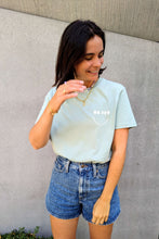 Laden Sie das Bild in den Galerie-Viewer, yoga shirt namastay happy omlala