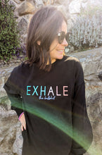 Laden Sie das Bild in den Galerie-Viewer, sweater omlala exhale the bullshit yoga