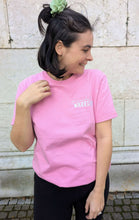 Laden Sie das Bild in den Galerie-Viewer, omlala peaceful warrior statement shirt pink