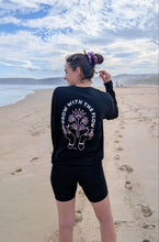 Laden Sie das Bild in den Galerie-Viewer, grow with the flow omlala longsleeve yoga