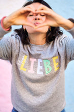 Laden Sie das Bild in den Galerie-Viewer, Yoga liebe Sweater OMlala nachhaltig