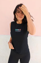 Laden Sie das Bild in den Galerie-Viewer, exhale the bullshit yoga shirt omlala