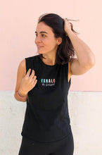Laden Sie das Bild in den Galerie-Viewer, exhale the bullshit yoga shirt omlala