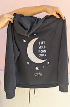 Laden Sie das Bild in den Galerie-Viewer, omlala moon child hoodie nachhaltig fair sweatshirt yoga