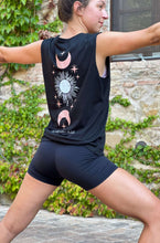 Laden Sie das Bild in den Galerie-Viewer, stay wild moon child yoga tank top shirt omlala
