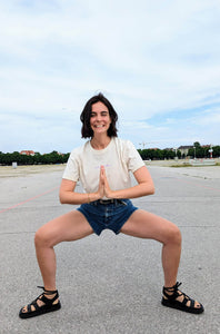 yoga pose goddess shirt omlala